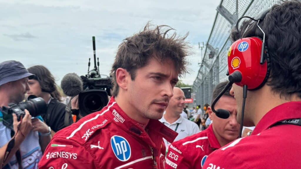 La Ferrari tradisce Leclerc: "Problema al telaio, non salvo nulla in questa prima parte di stagione"