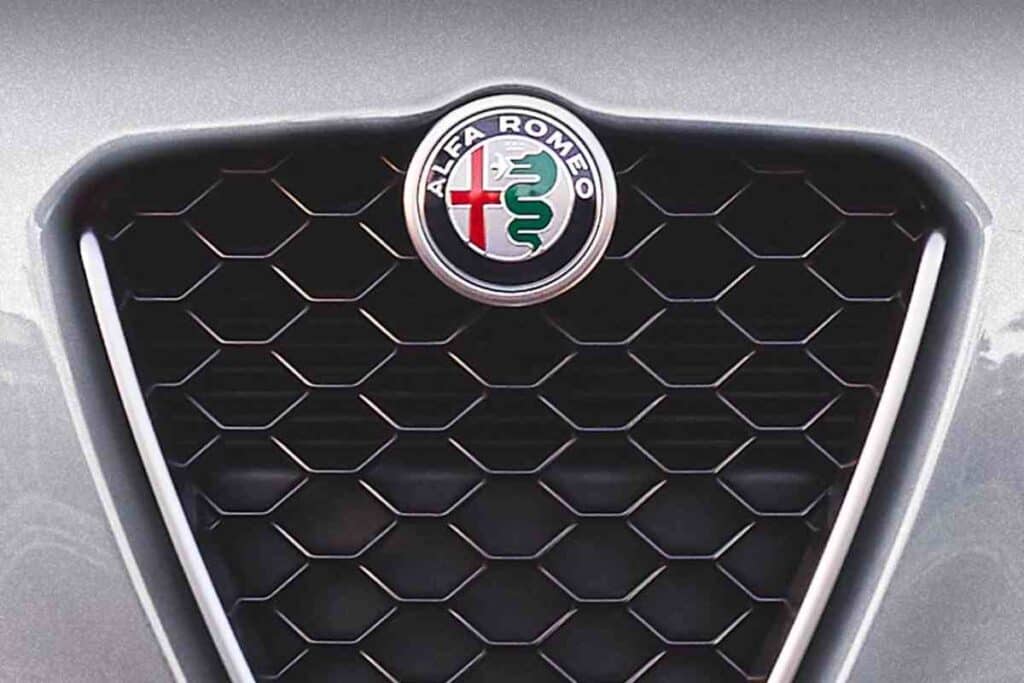 Alfa Romeo nuova auto