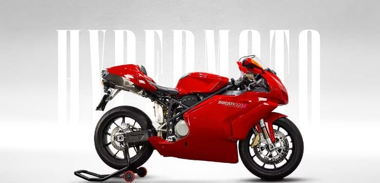 Motocicletta sportiva usata