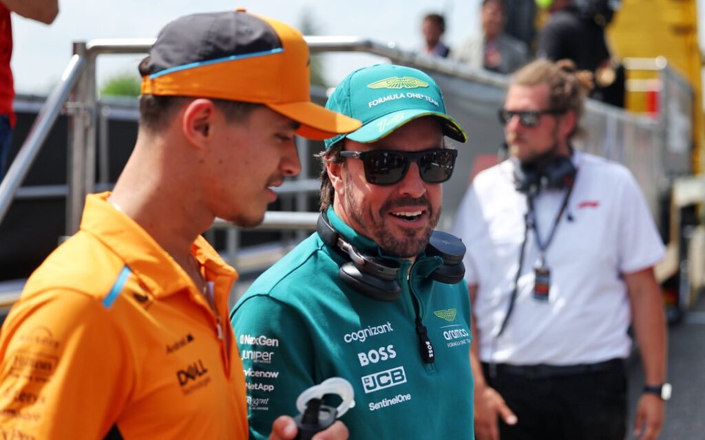 McLaren, Norris: "Incredibile correre con Alonso ed Hamilton, prima li vedevo solo in TV"