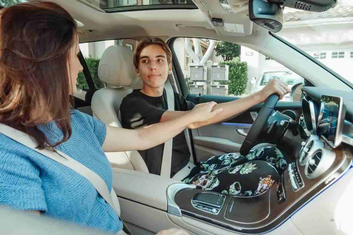 Donazione genitori figli auto