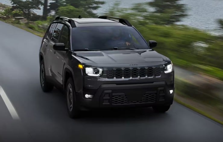 Jeep Cherokee (Jeep foto) - www.gpkingdom.it