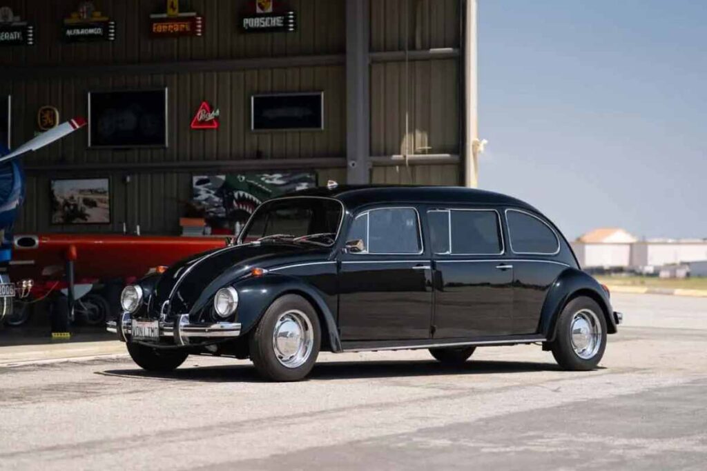 La Volkswagen Maggiolino in versione limousine