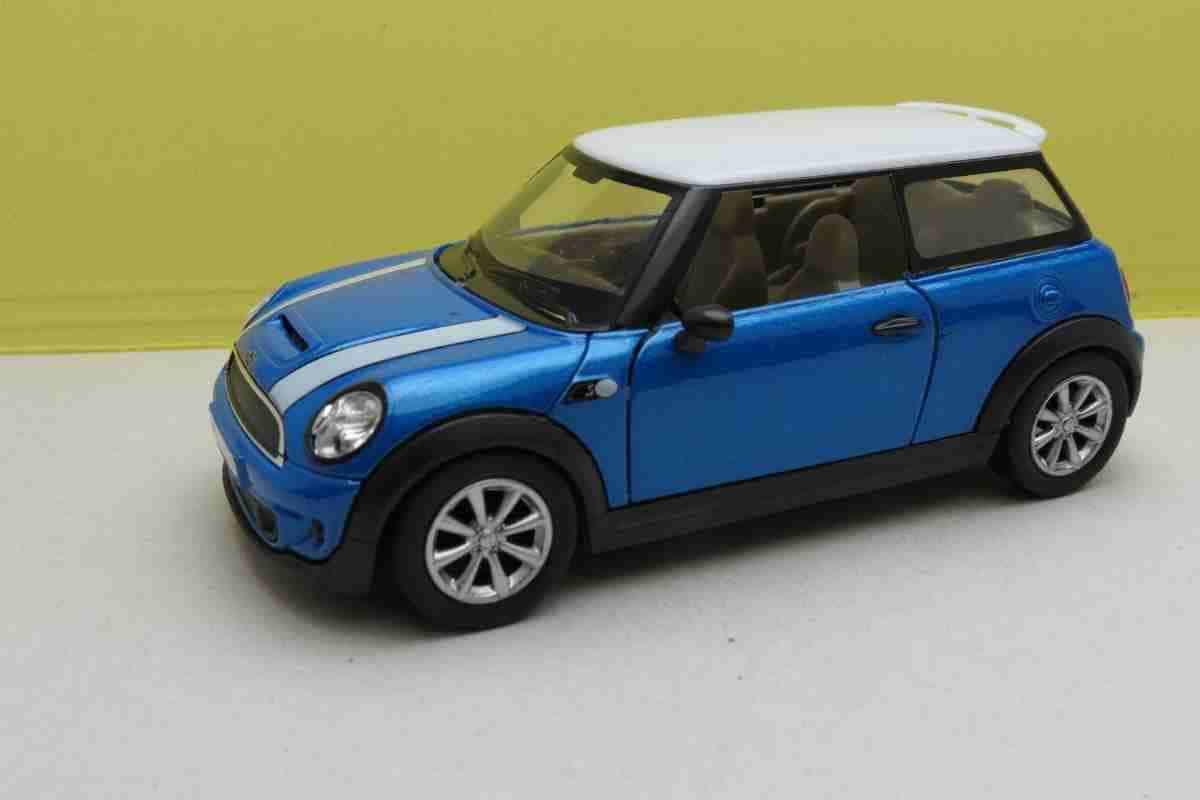 Auto intelligenza Mini