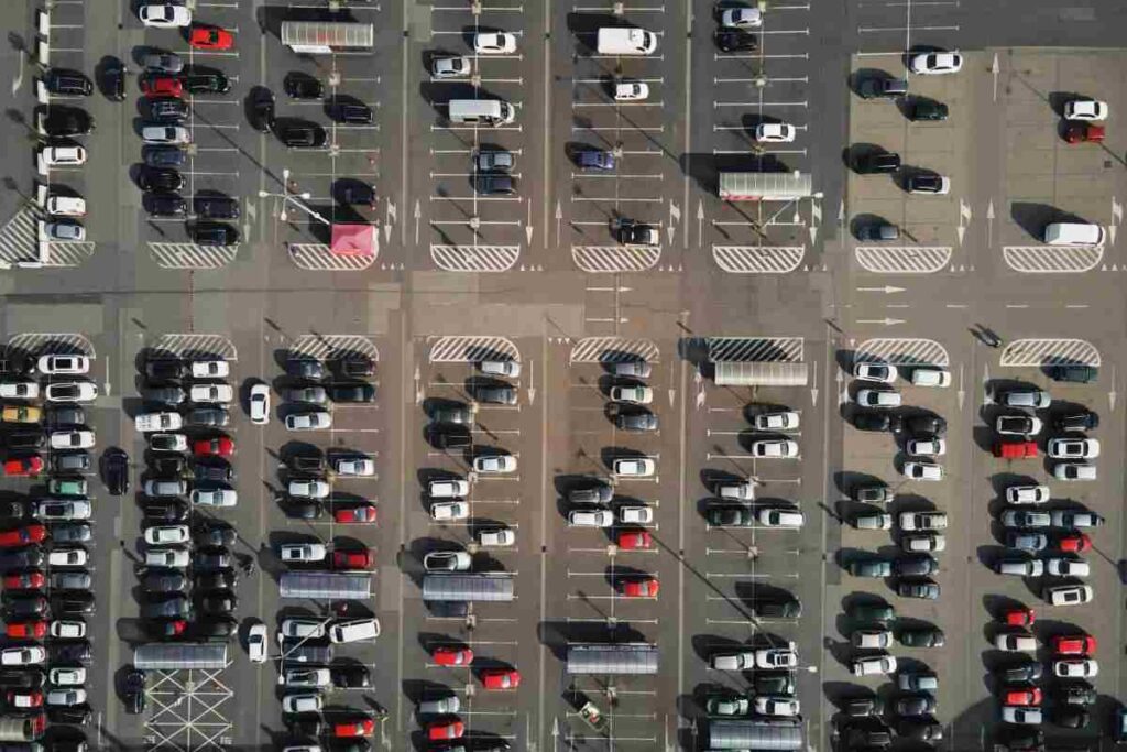 Parcheggio auto raffica di multe