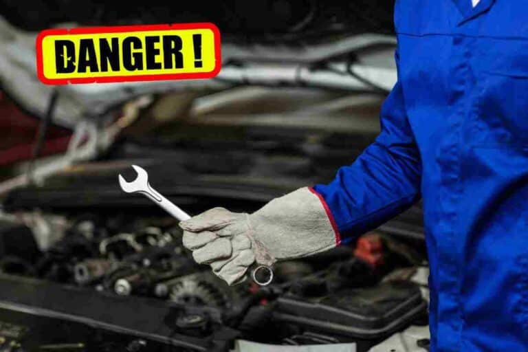 Auto riparare meccanico