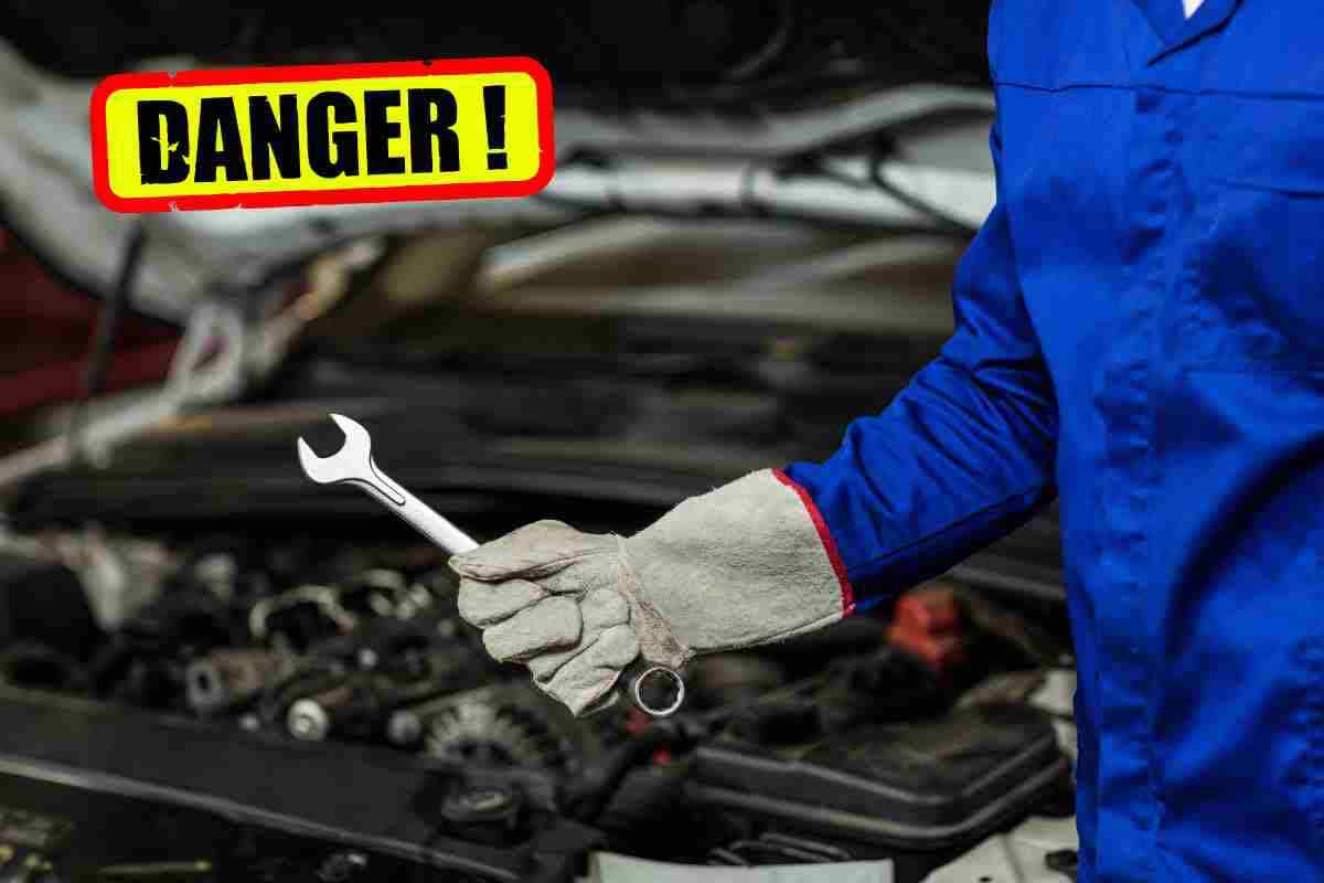 Auto riparare meccanico