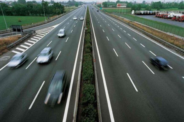 Autostrada velocità