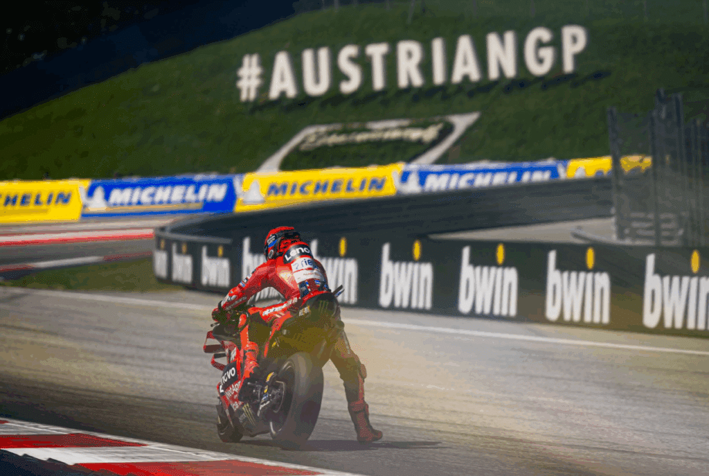 CLASSIFICA di MotoGP dopo la Sprint in Austria: spettacolare Marquez, Bagnaia si allontana sempre più