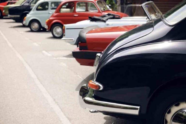 Dalla macchina degli “sfigati” a un vero gioiello da collezione: la storia della Fiat 131 Abarth Rally racconta un’evoluzione sorprendente