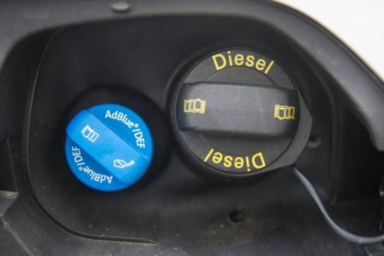 Auto diesel con AdBlue