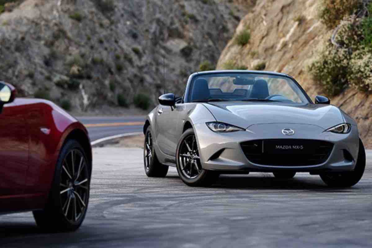 Mazda berlina cabrio