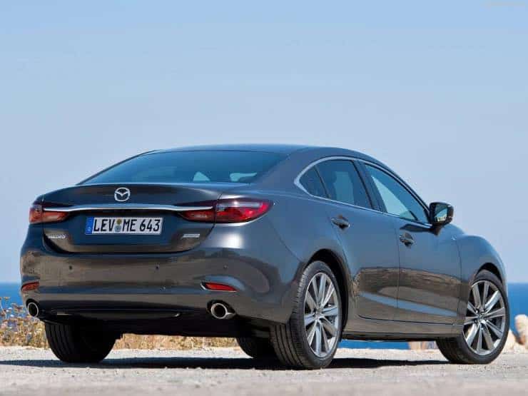 Mazda Sei berlina