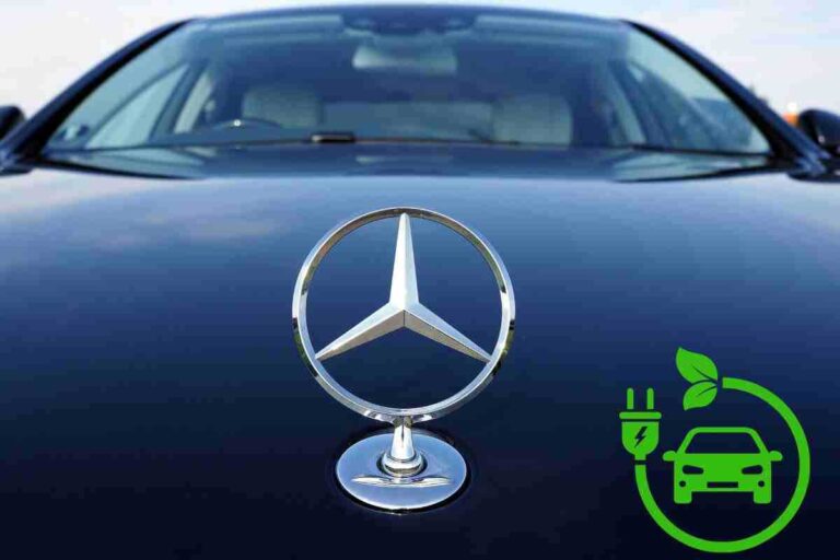 Berlina Mercedes elettrica