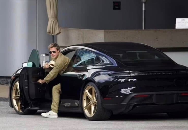 Porsche Taycan Pitt