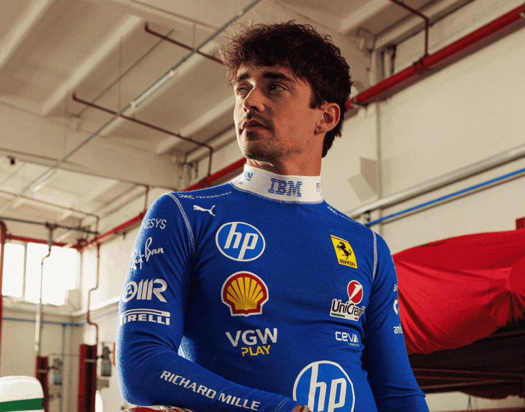 Tute Ferrari per Monza 2025, ecco le FOTO: design retrò, colori italiani e... nuovo casco per Leclerc!