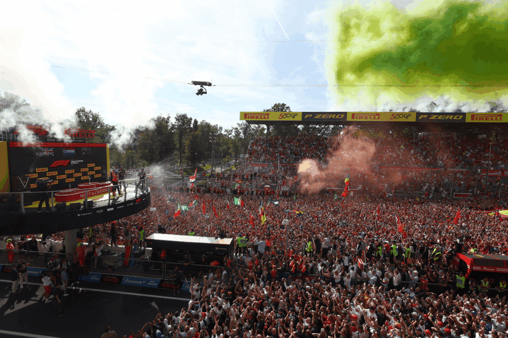 Max Verstappen da PizzAut: l'emozione dei ragazzi e di Nico Acampora