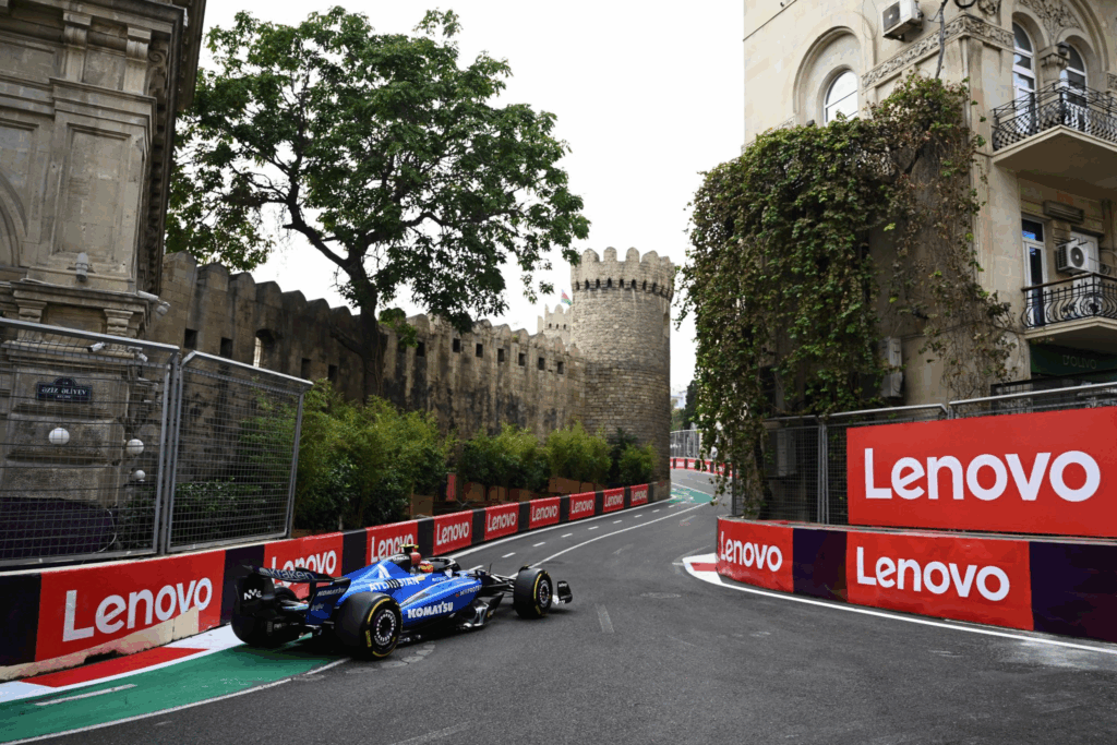 Williams, Sainz: "L'obiettivo per domani è il podio, farò di tutto per ottenerlo"