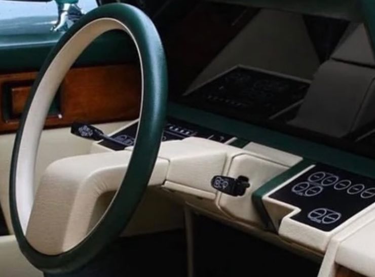 Aston Martin Lagonda