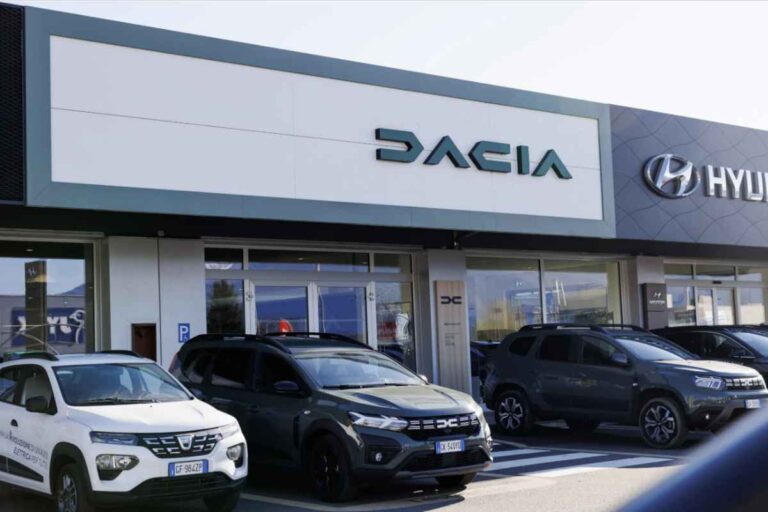 dacia auto elettrica