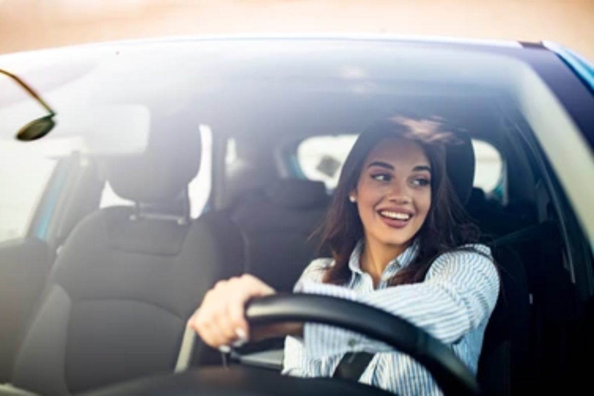 Donna alla guida