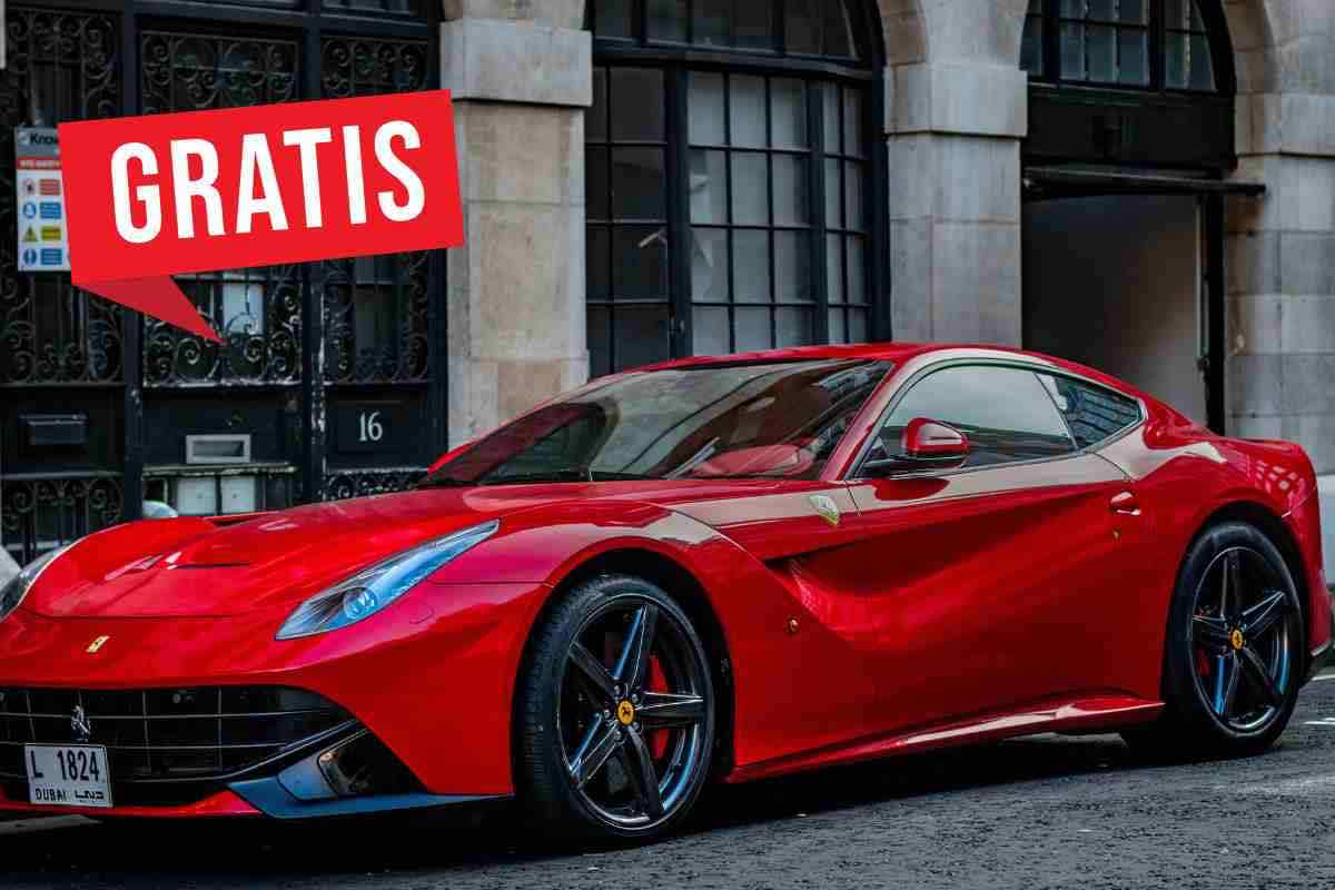 Gratuito auto Ferrari