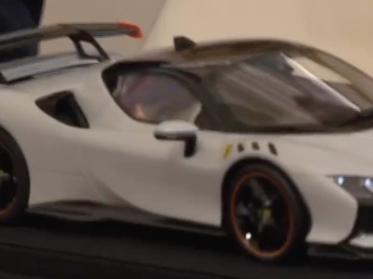 Modellino Ferrari papa