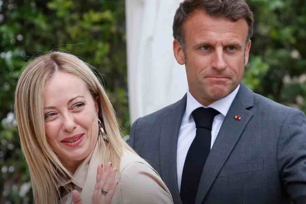 Macron apre indagine