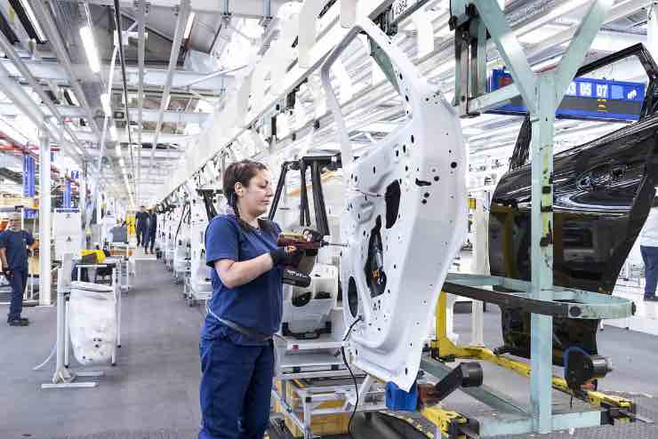 Stellantis problema impianto