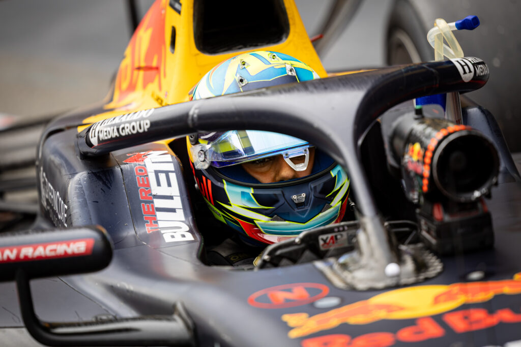 nuovo pilota in red bull f1 tsunoda hadjar lindblad martì