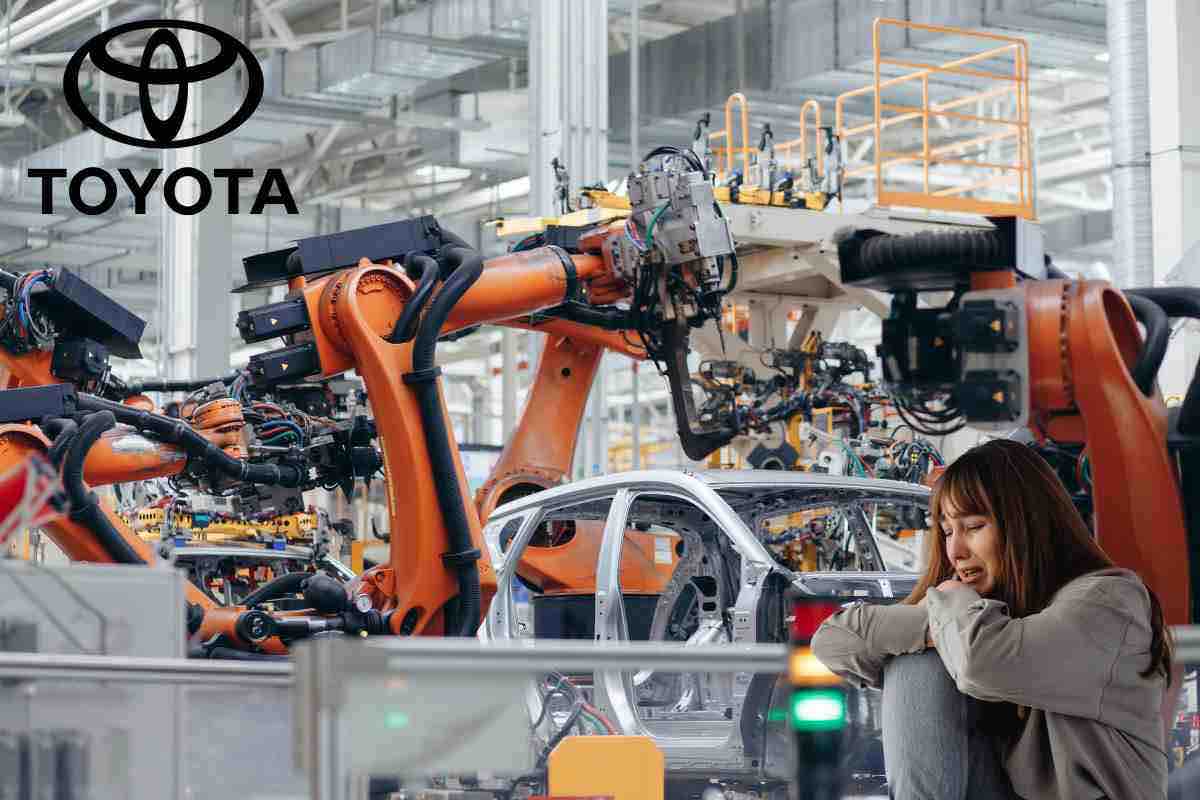 Automobile incompleta Toyota