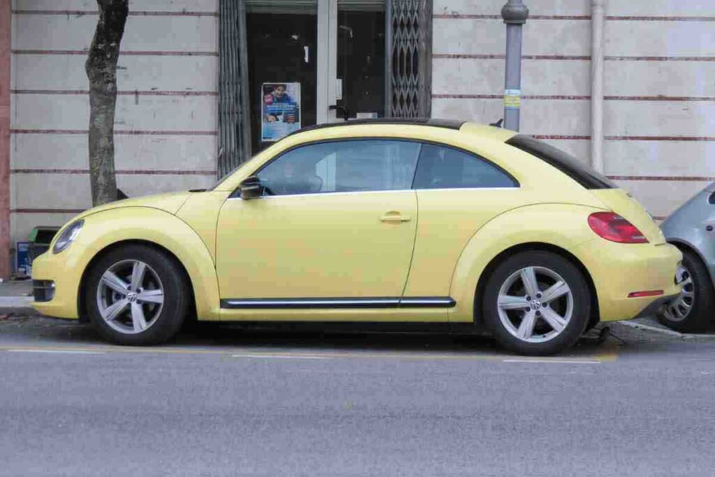 Volkswagen Beetle stop