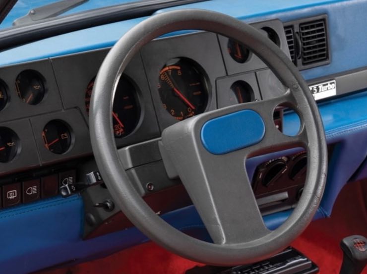 Volante Renault Turbo