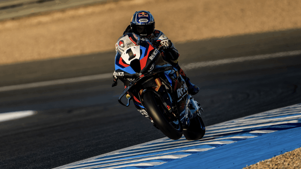 Gara 1 WorldSBK a Jerez: Bulega trionfa, festa rimandata per Razgatlioglu