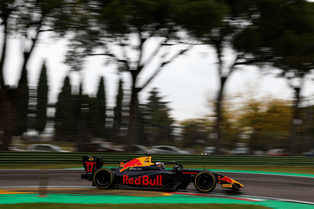 Test F3 a Imola: super Colnaghi, il rookie italiano è in testa! De Palo è 2° nel pomeriggio