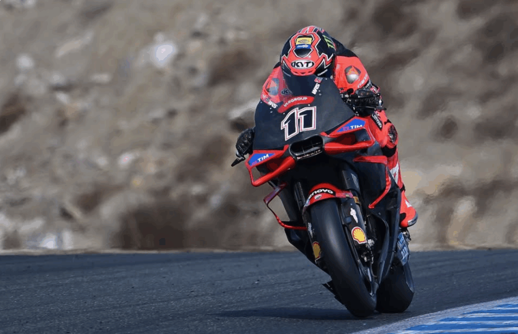 Nicolò Bulega in MotoGP: correrà a Portimao e Valencia