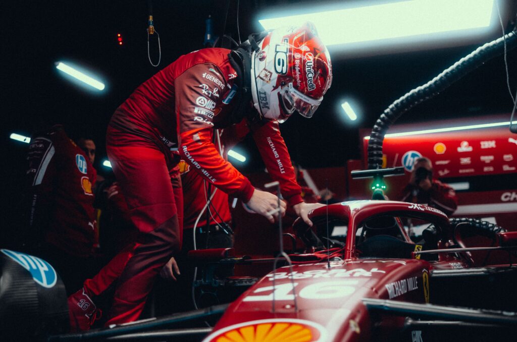 Charles leclerc ottimista dopo le libere f1 ferrari 2025