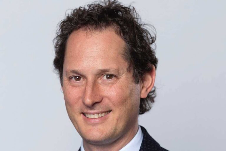 John Elkann decisione