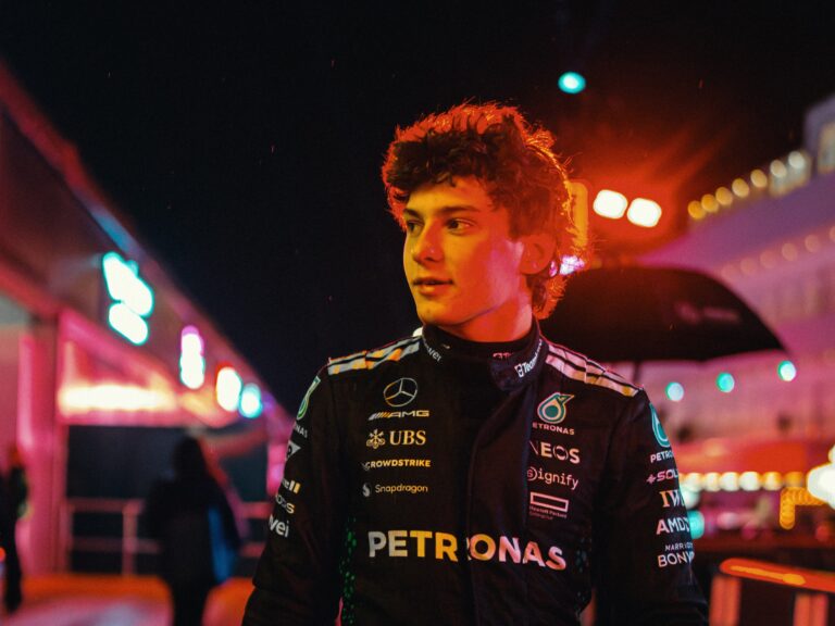 kimi antonelli pronto per il qatar mercedes f1 2025