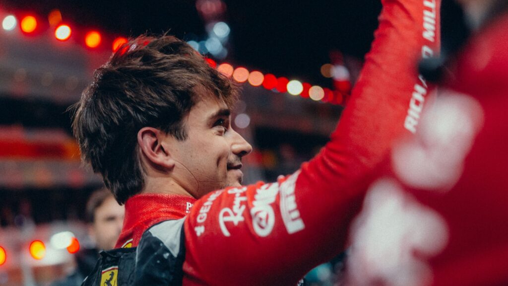 Le PAGELLE del GP di Las Vegas: Verstappen non molla, McLaren KO. Super Antonelli in rimonta