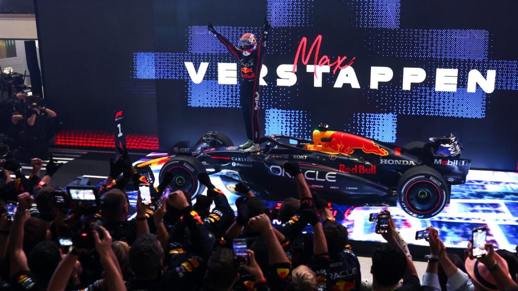Red Bull, Mekies: "Ad Abu Dhabi guarderemo solo avanti, dobbiamo portare Max alla vittoria"