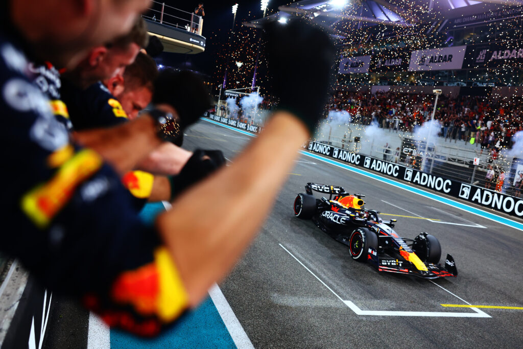 We Asked AI to Predict the F1 Season Finale: The Result is Pure Adrenaline