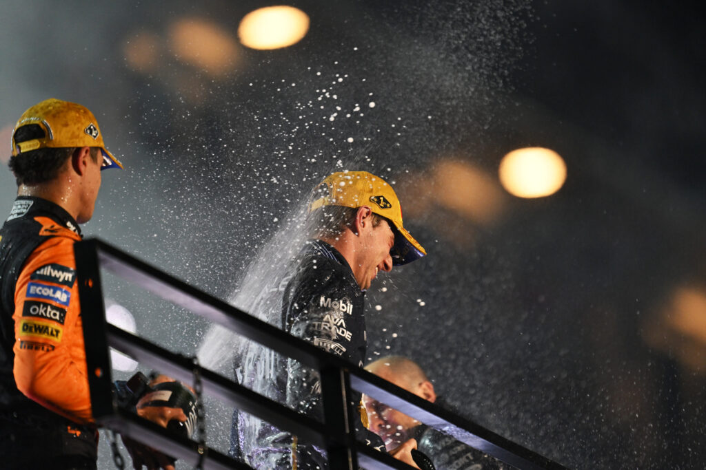 Verstappen contro le McLaren: la migliore lotta mondiale di sempre? Ecco il dato che vi stupirà