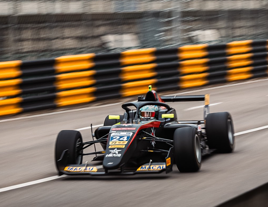 FRECA, Qualifiche 1 GP Macau 2025: Slater domina, 5° De Palo e 6° Colnaghi
