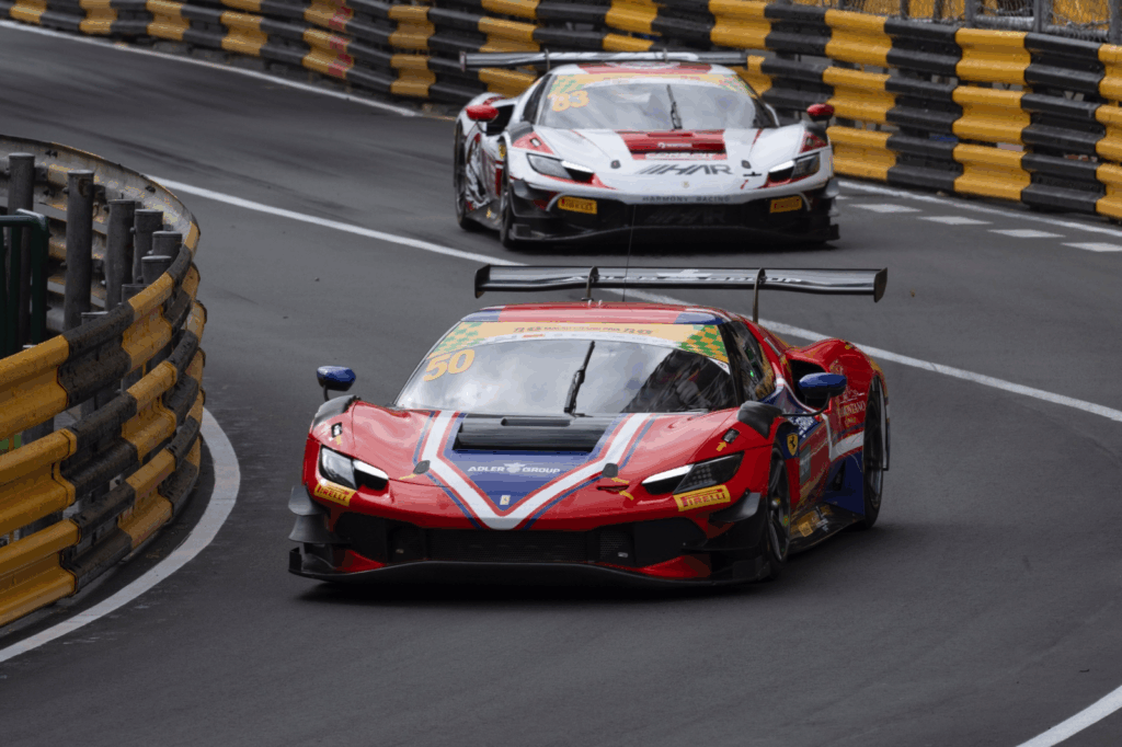 FIA GT World Cup a Macao, Super Pole: Antonio Fuoco firma una pole storica! Ferrari in doppietta con Ye