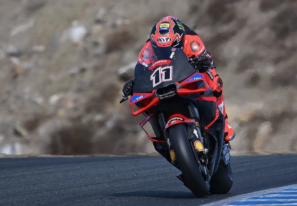 Razgatlioglu sostiene Bulega: "Spero possa lottare per la top 10 a Portimao"