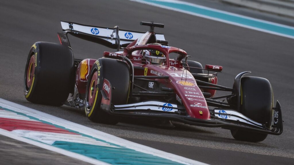 Ferrari, Leclerc dopo i test ad Abu Dhabi: "Giornata positiva per valutare le gomme"