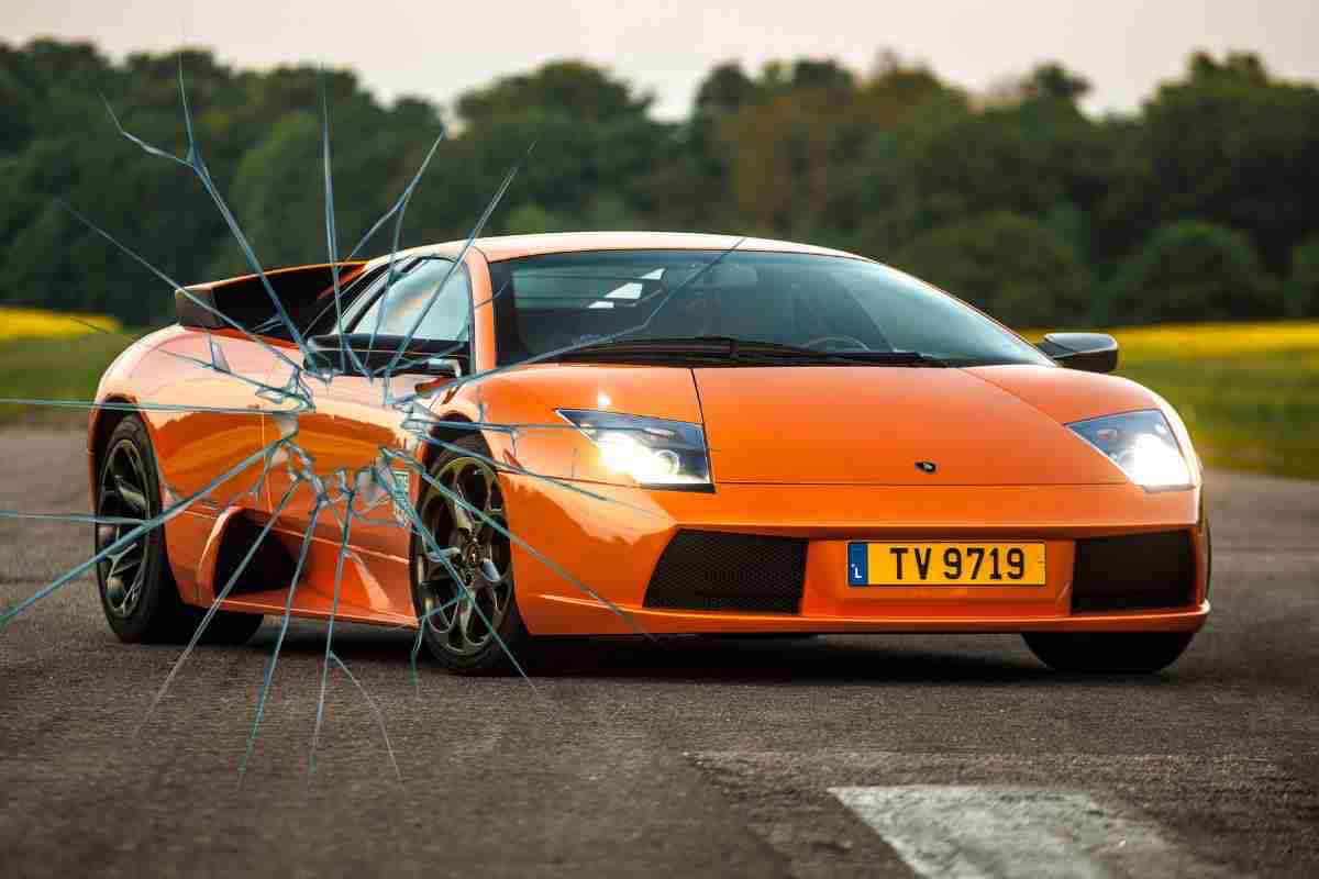 Lamborghini distrutta verdetto