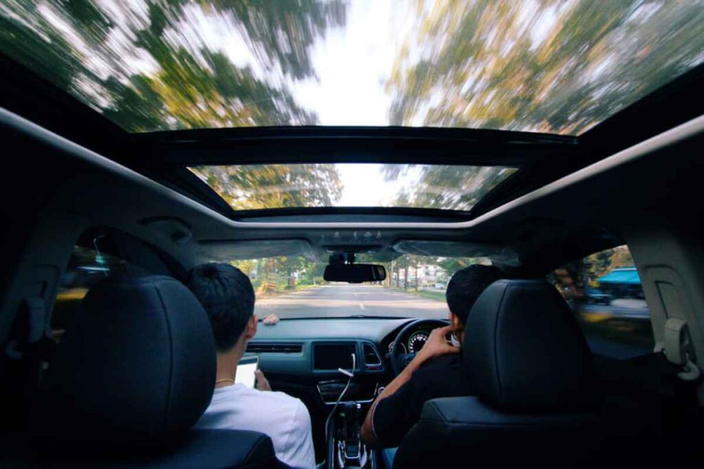 Tettuccio auto guasto