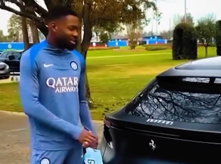 Ferrari Purosangue Thuram